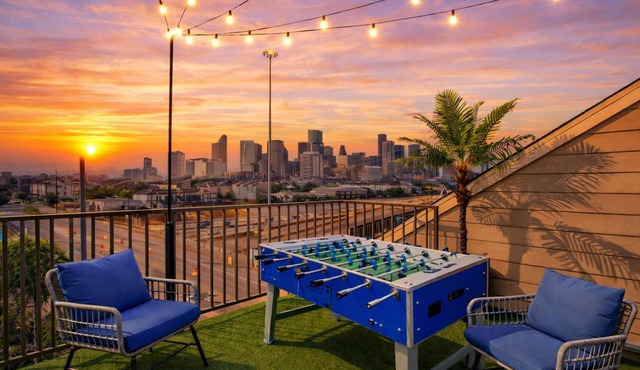 Panoramic Rooftop Skyline Views + GARAGE! 5 Minutes to Downtown! Major international sporting event!