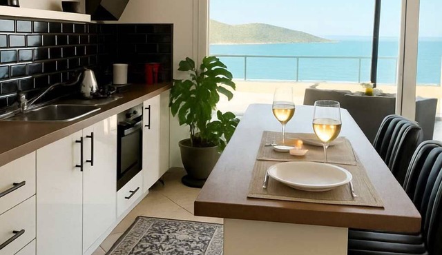Panoramic Seaview Blue Nest - Stylish Getaway