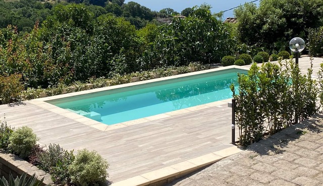 PANORAMIC VILLA WITH POOL ON LAKE BRACCIANO 40 KM FROM ROME