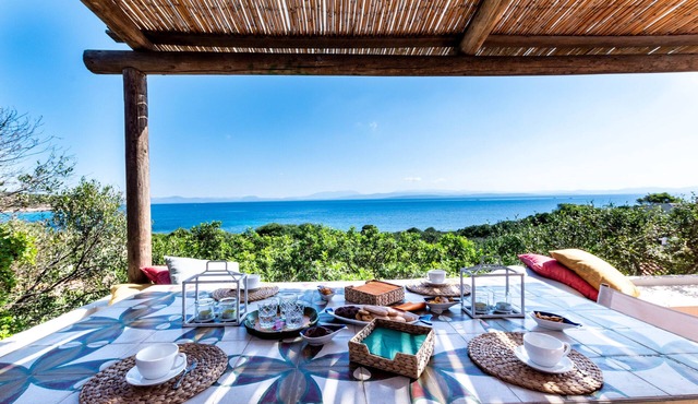 PANORAMIC VILLA WITH PRIVATE ACCESS TO THE SEA CIN IT111071C2000P5048