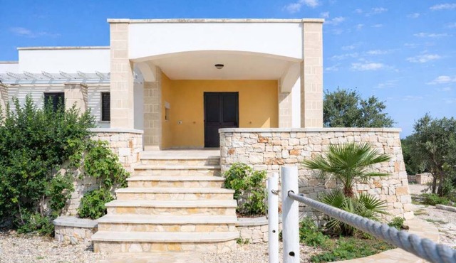 Panoramic villa with beautiful view at the Maldives of Salento