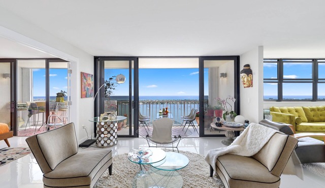 Panoramic Water Views of Palm Beach - 5mo min available until Dec.31