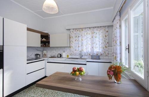 Panos Apartments