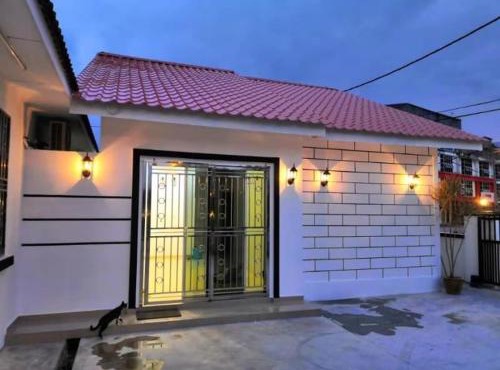 Pantai Remis Homestay 118A
