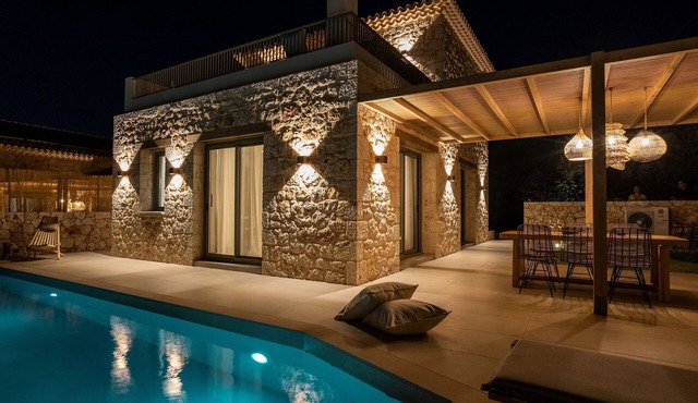 PAPADRIA VILLAS as featured in THE TIMES - Modern Luxury Getaway nr Kathisma