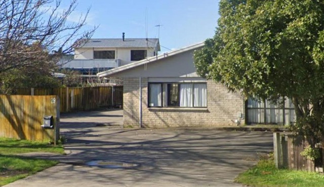 Papamoa Backpack House
