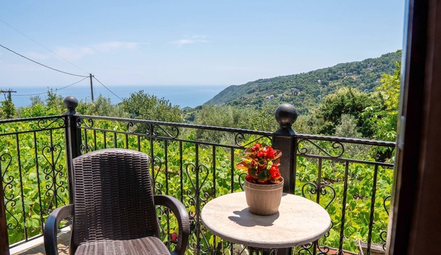 Paradeisos Double Room with Balcony (5)