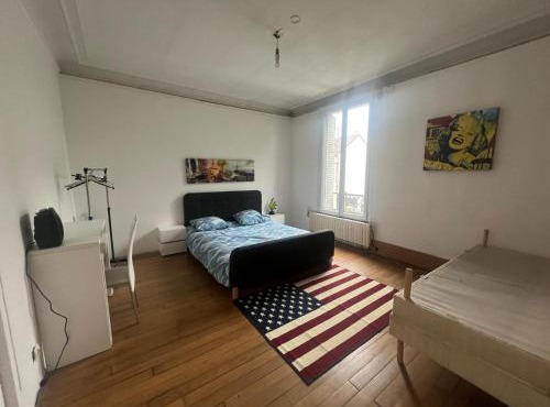 Paradeux - Chambres dans grande Maison Gite sur Argenteuil, Parking dans cour securisée