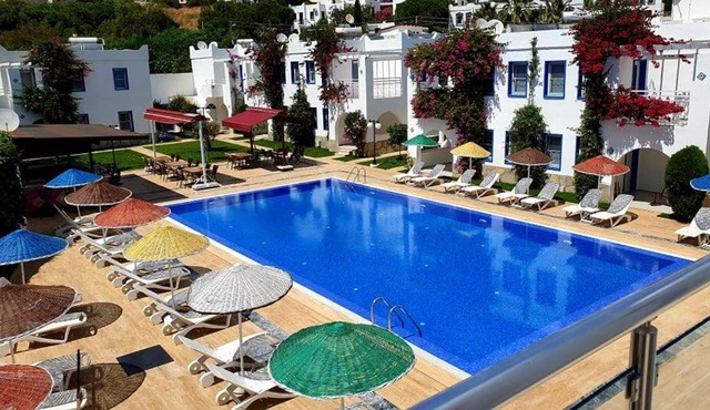 Paradise Apart Hotel