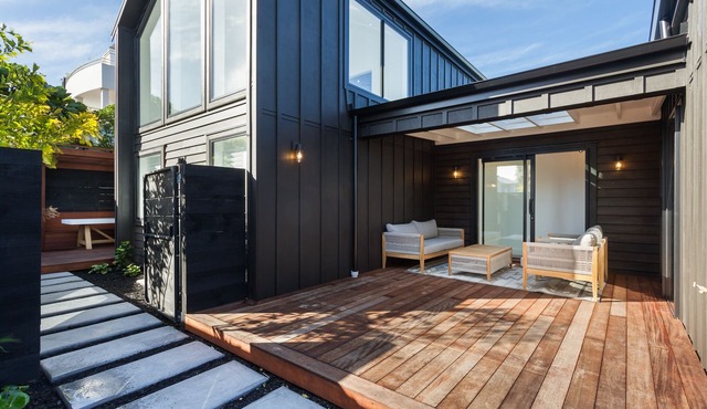 Paradise Beach Barn One Luxury Accommodation Papamoa
