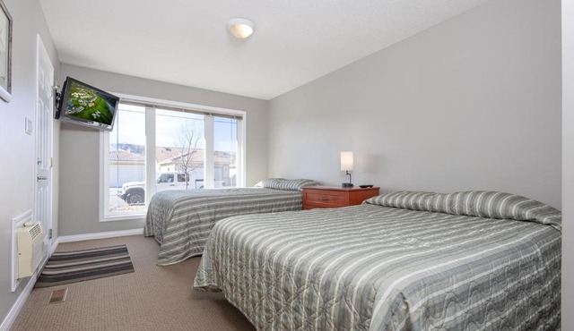 Paradise Canyon Golf Resort - Luxury Condo M401