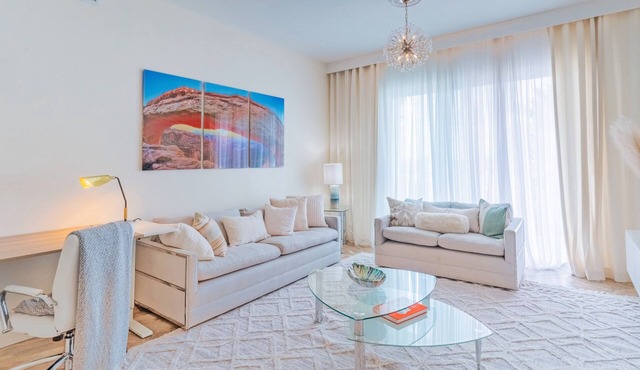 Paradise Deluxe 2bd