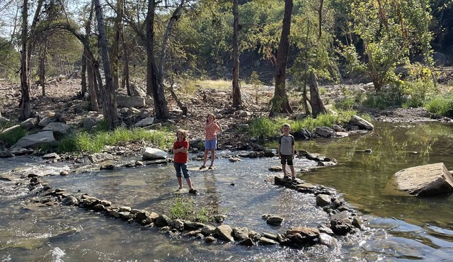 Paradise River Bend Cabin 4