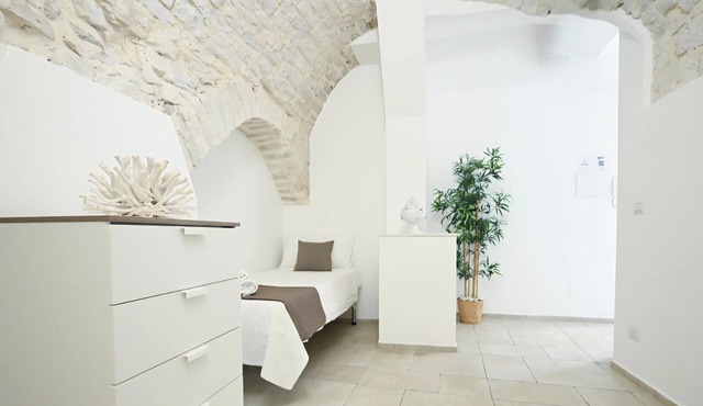 Paradise Rooms