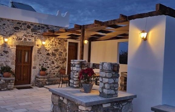 Paradisi Stone House