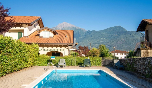 Paradiso by Interhome