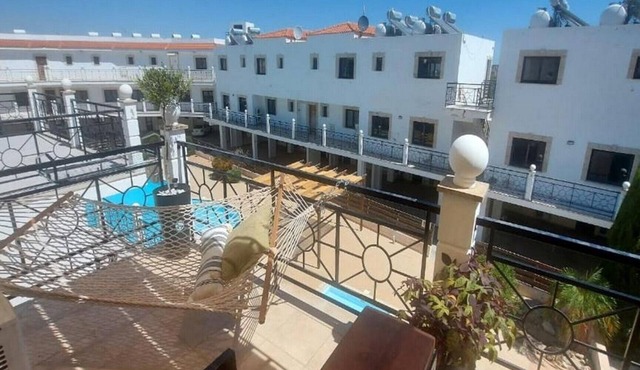 Paramount Gardens Resorts C201