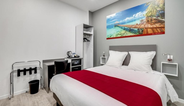 Paris Hotel