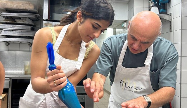 Paris Small-Group Pastry Baking Experience with Food Tastings