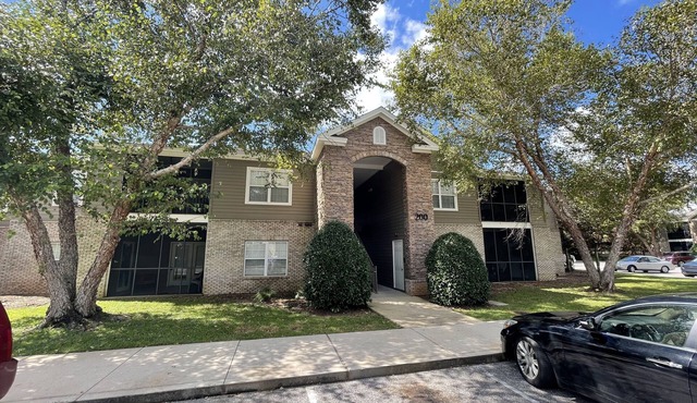 Park Ave Condo close to OWA and Alabama Beaches