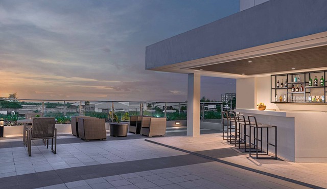 Park Inn By Radisson Bacolod