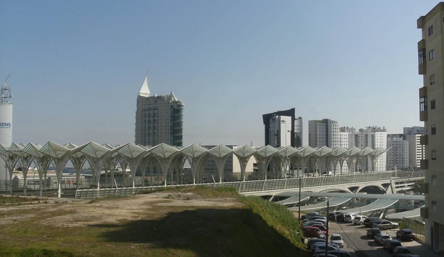 Park of Nations - furnished and equipped, very good location.