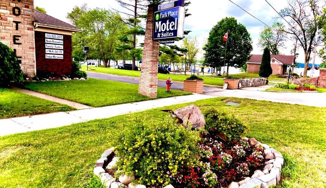 Park Place Motel & Suites