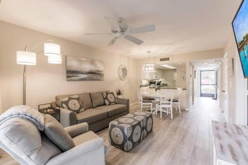 Park Shore Resort Charming 1st Floor-BLDG A 102