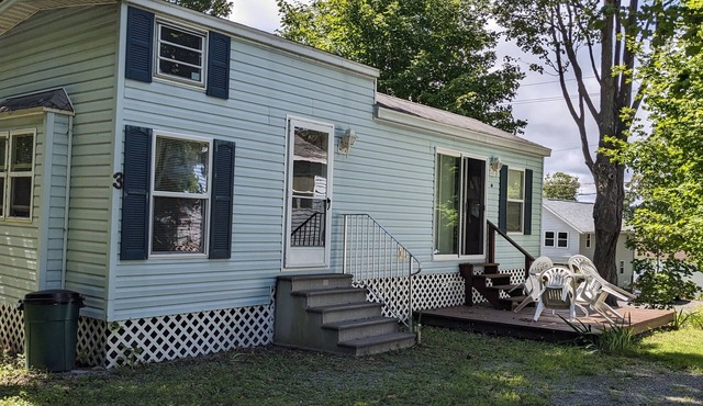 Park unit #3 for rent by Silver Lake NY