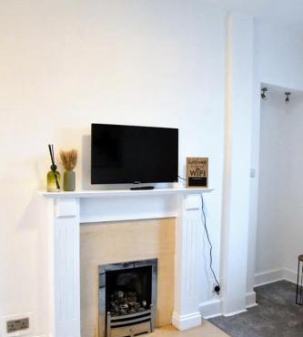 Parking - Sleep 3 - 1 Bedroom - Easy Access
