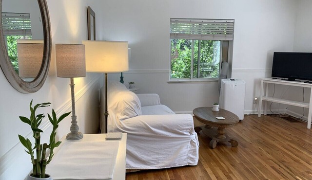 Parkside Flat - Fresh & Clean