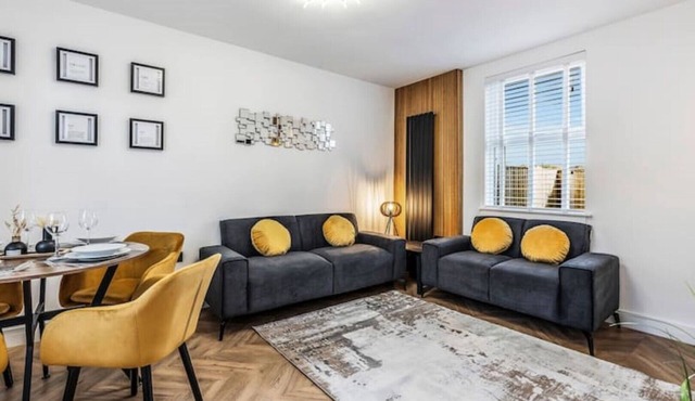 Parkside -Short commute to Dunfermline & Edinburgh