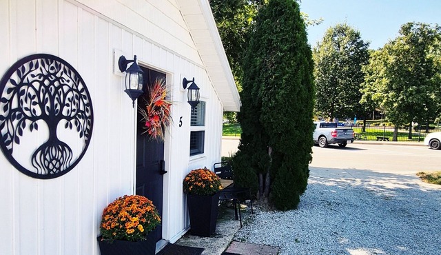 Parkview Boho Cottage 5 - Cedar Serenity