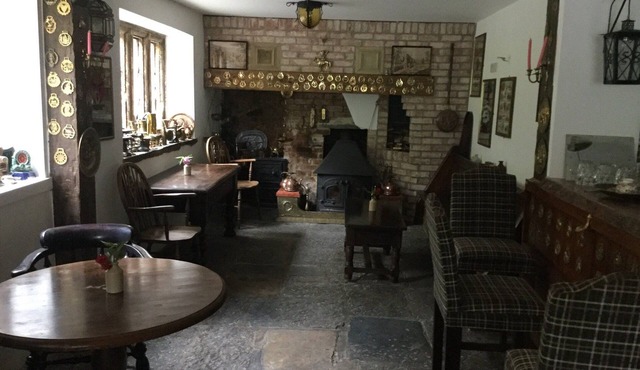 Parrett Hotel