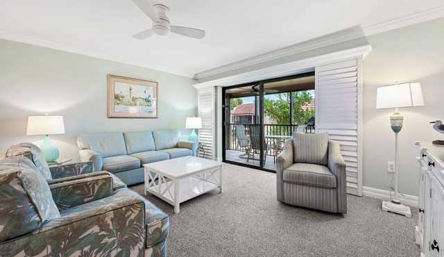 Partial Beach View 2 bed, 2 bath at Sanibel Moorings #1022