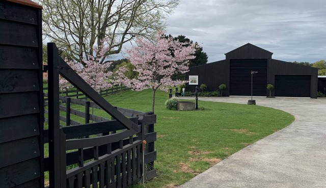Parzys Barn