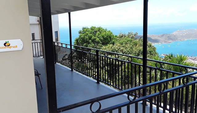 PASSION FRUIT Apartment for work or getaway