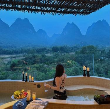 PastForward Deer Luxury Maison & Café at Yulong River - Where past meets present, with deers by Karst view - Infinity pool & Rooftop Terrace - Complimentary Pick-up for Stays of 3 Nights