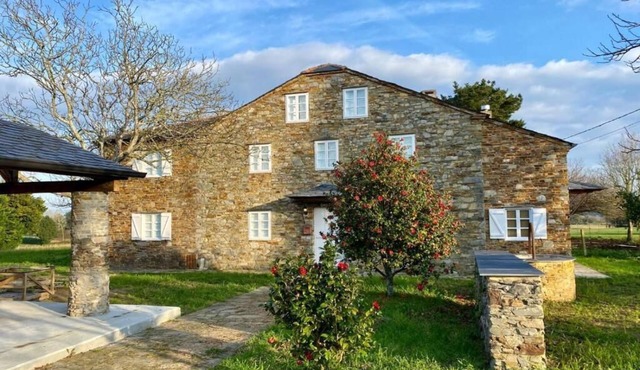 Pastur House