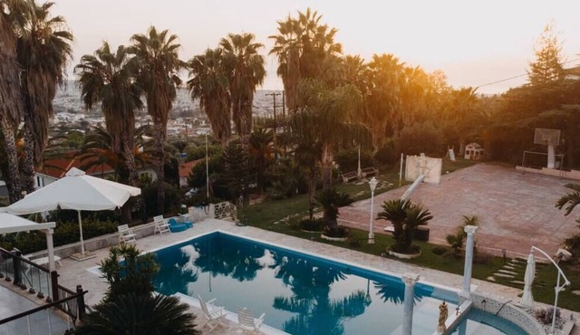 Patras Crystal Getaway - Exclusive Paradise Oasis