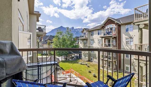 Peaceful 2BR for 8 w/Balcony, BBQ & Gym!