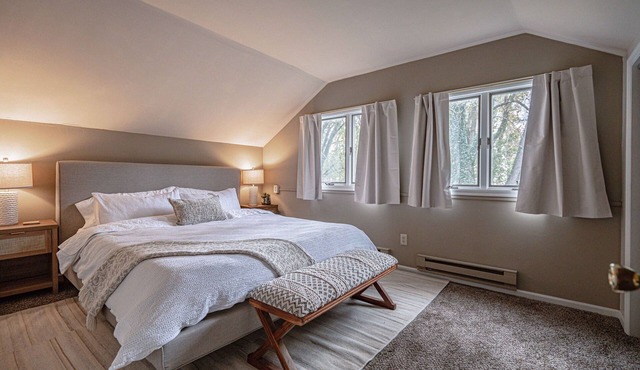 Peaceful 2BR Macungie Twilight Haven, near Bear Creek, King & Queen Beds