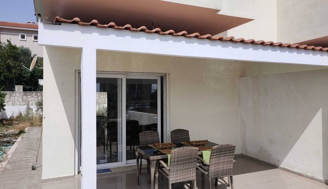Peaceful and Comfortable Villa in Çeşme
