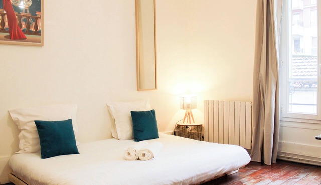 Peaceful apartment just steps from Pari