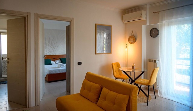 Peaceful apartment with AC in charming Ciampino