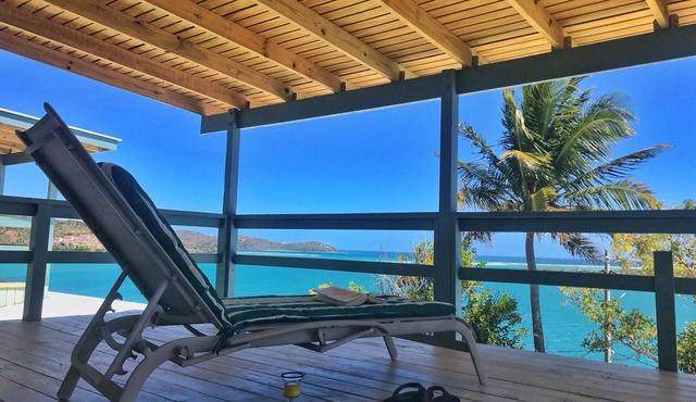 Peaceful Bayfront Stay Sunny & Starry Decks - B