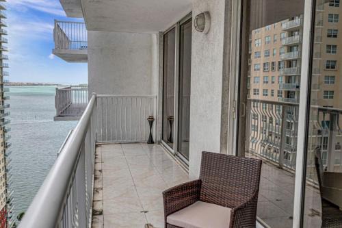 Peaceful Brickell 1BR Water and City Outlook