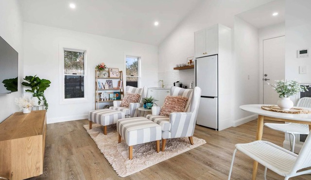Peaceful & Cosy Studio - Immaculate Presentation