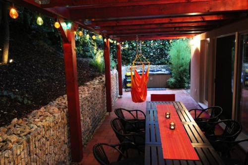 Peaceful Designer Home 50 meters from Lake Balaton, Ideal for Families