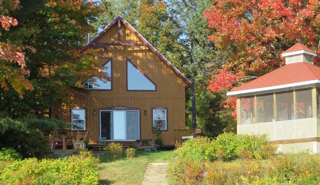 Peaceful family cottage on Lac Pleasant